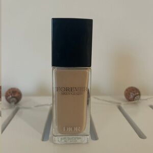 Dior Forever Skin Glow Foundation 1.5N